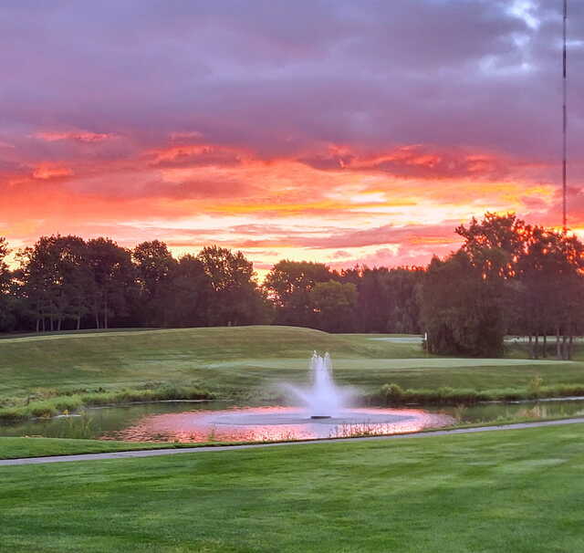 Island Lake Golf and Training Center