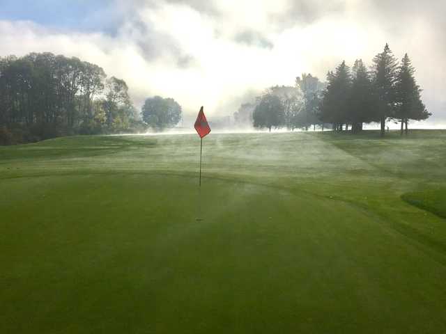 Seven Oaks Golf Club