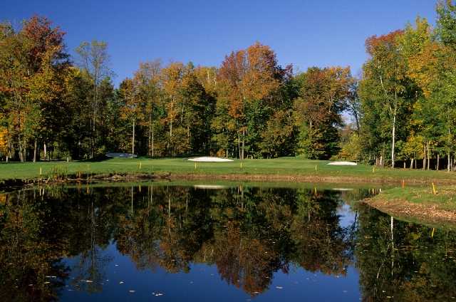 Silver Lakes Golf & Country Club