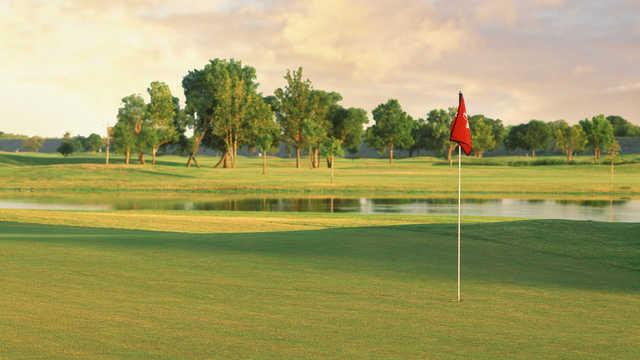 Lake Park 18 Golf Club golf course