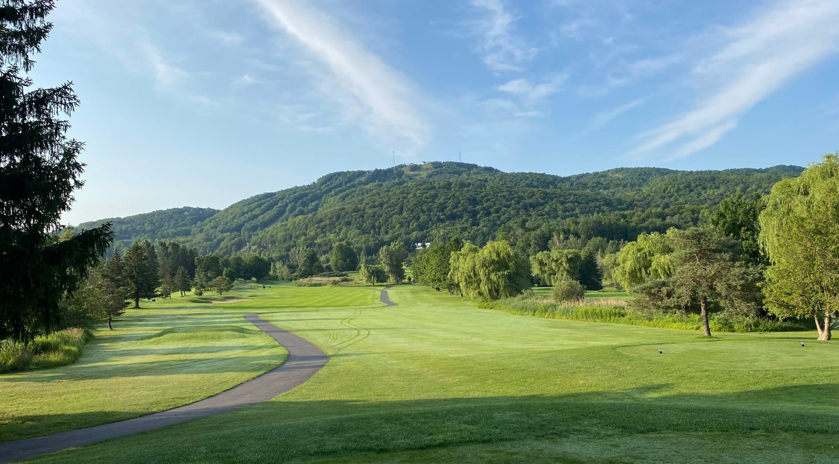 A peaceful morning view at Château Bromont Golf Course A peaceful morning view at Château Bromont Golf Course