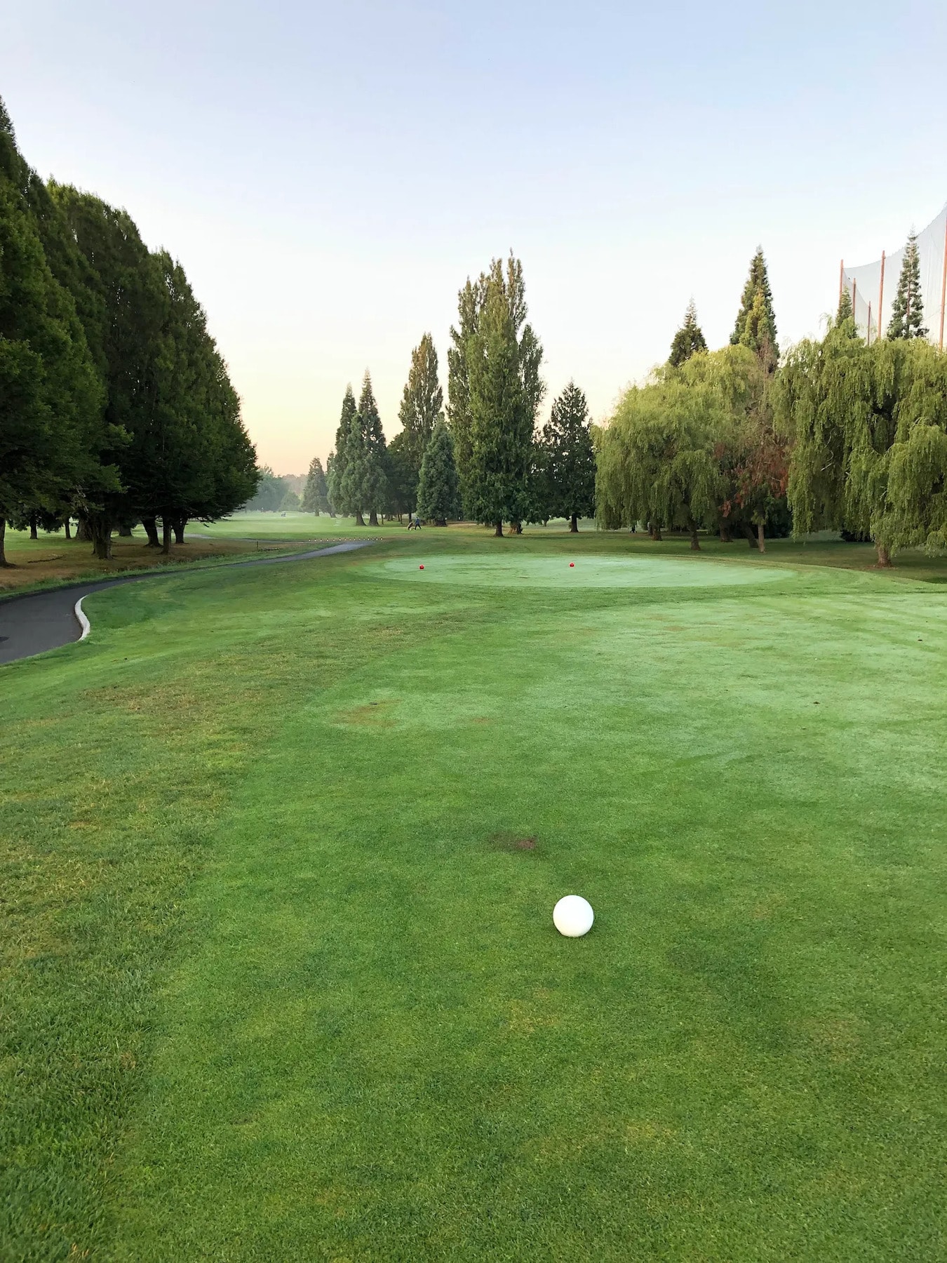 Dawn at McCleery — quiet tee box, dewy fairway, and the perfect start to your morning round. Dawn at McCleery — quiet tee box, dewy fairway, and the perfect start to your morning round.